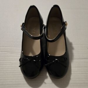 Black Patent Leather Kids Shoes only worn for pics